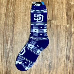 NWT San Diego Padres Mens Large Socks